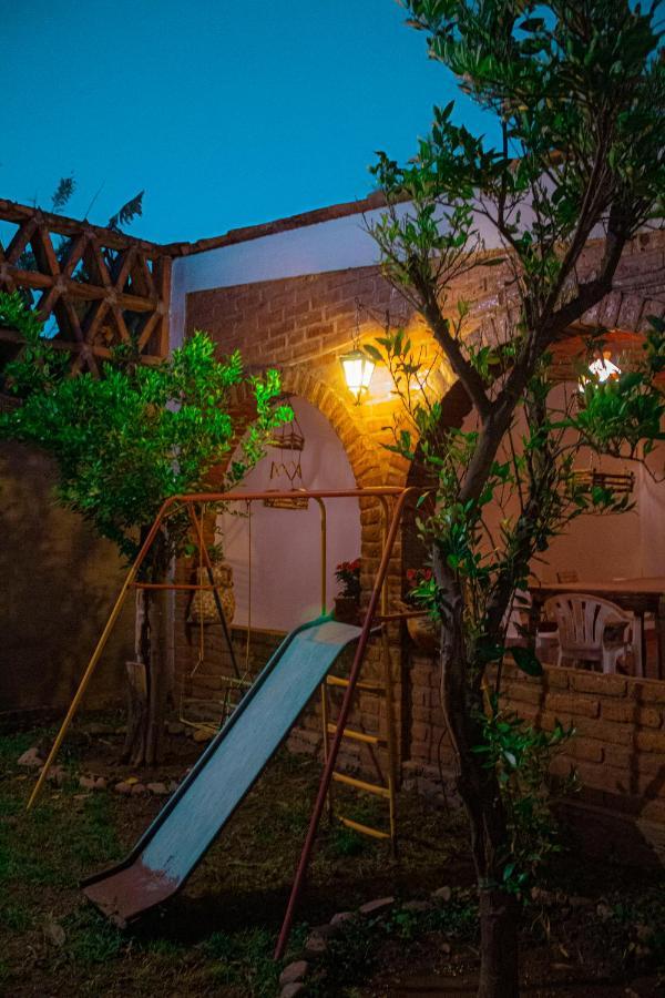 Villa Flores, Casa En El Centro De Mascota Esterno foto
