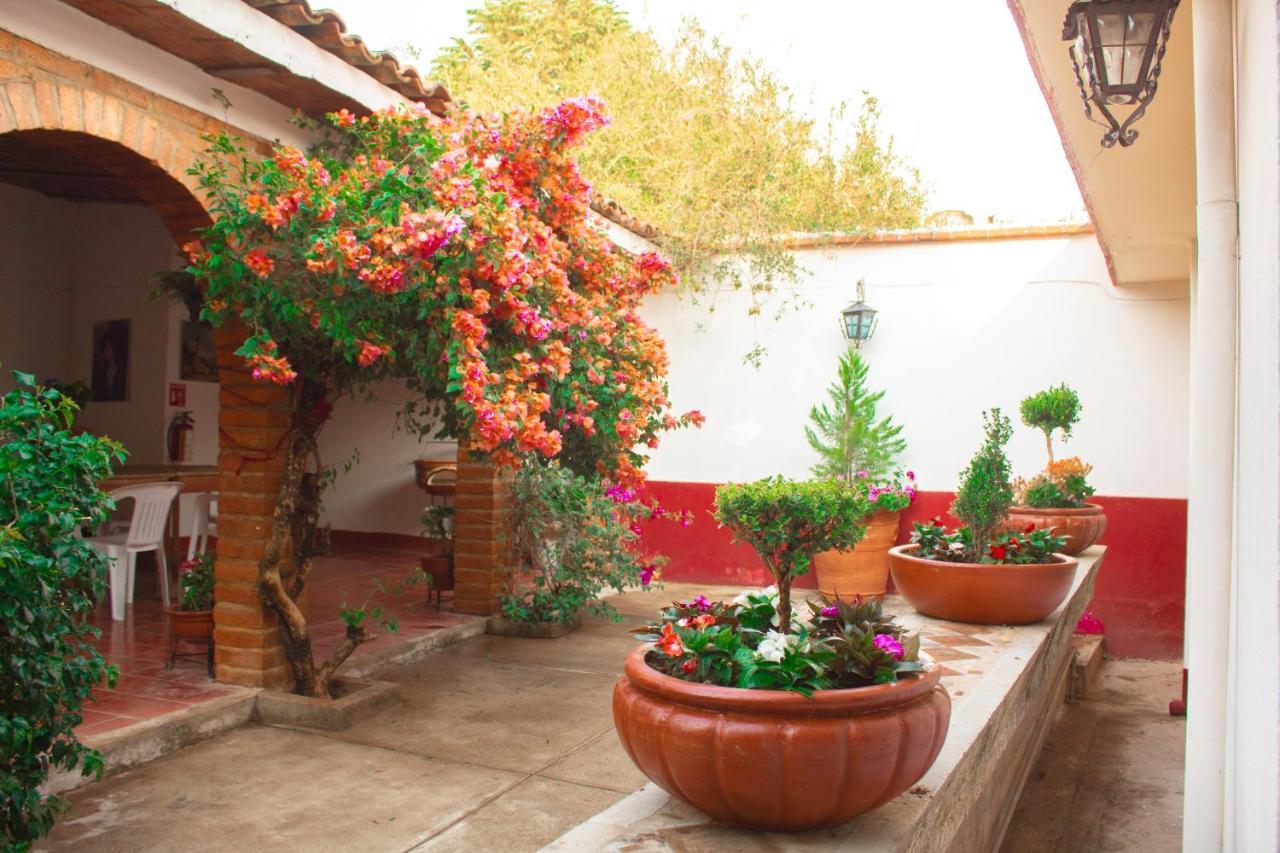 Villa Flores, Casa En El Centro De Mascota Esterno foto