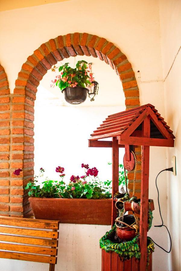 Villa Flores, Casa En El Centro De Mascota Esterno foto